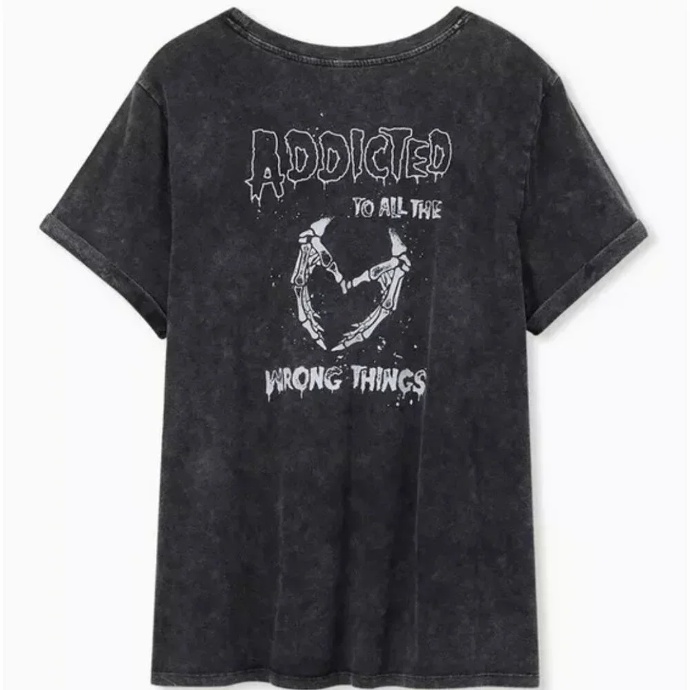 Torrid Size 5xl Skull Graphic Mineral Wash Black Tee - Picture 2 of 8